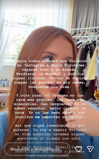 Amanda Araújo Stories