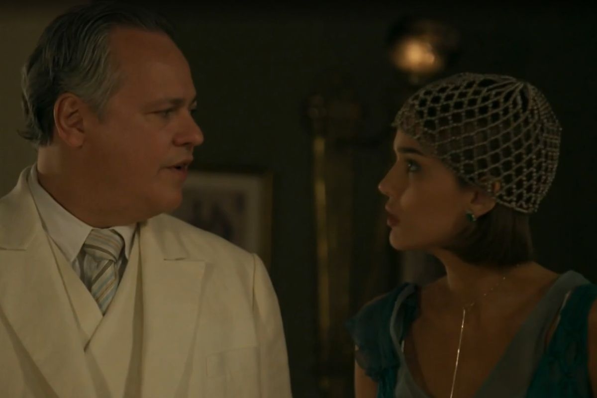 Diógenes (Danton Mello) e Virginia (Theresa Fonseca)