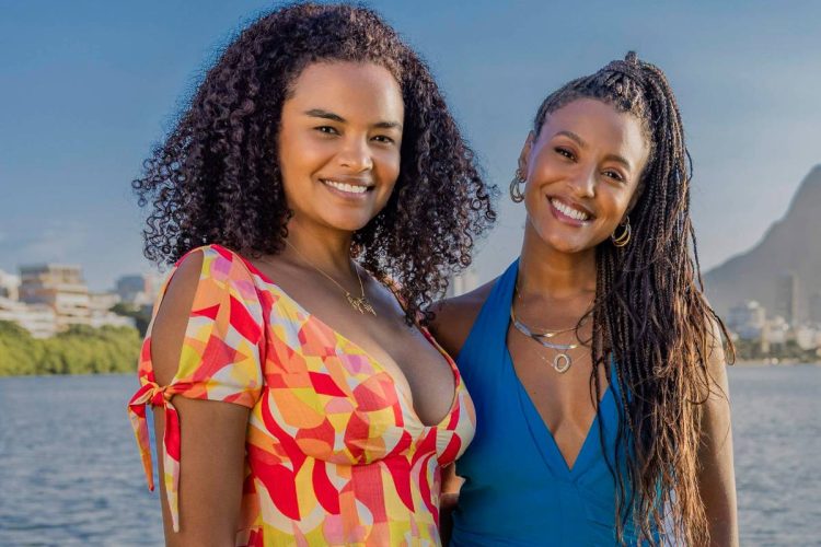 Juli (Lucy Ramos) e Bela (Sheron Menezzes) em Por Você