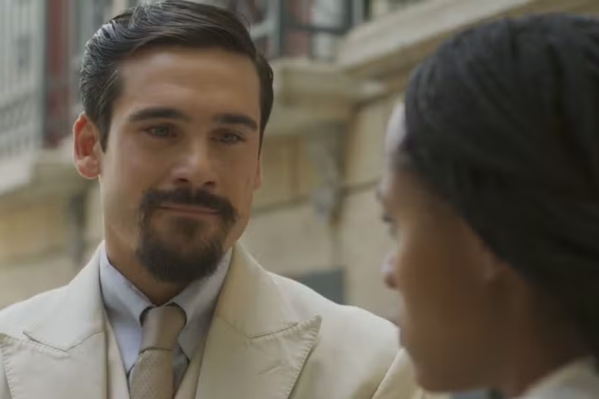 Mirinho (Nicolas Prattes) e Alika (Duda Santos)