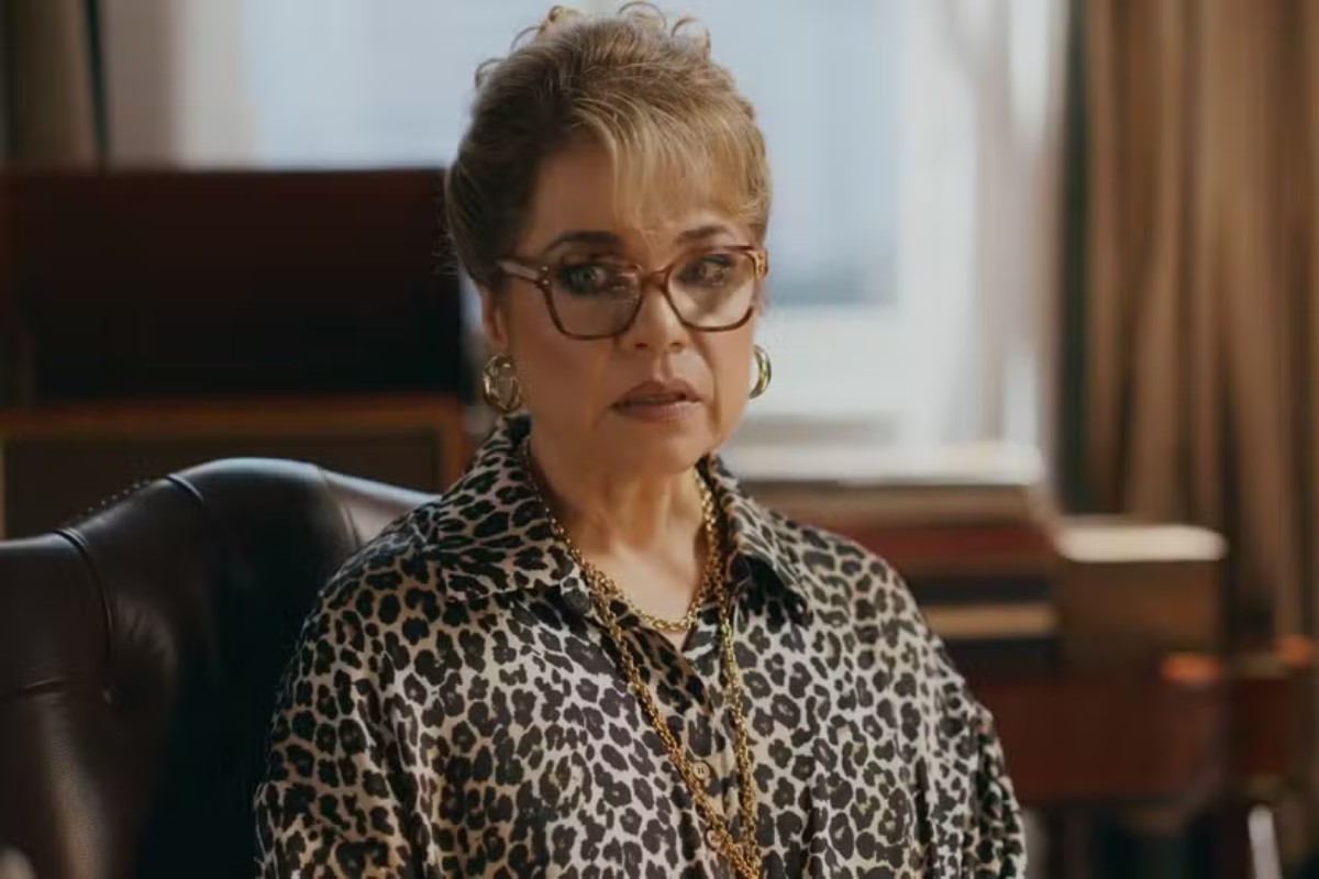 Pilar assume crime para Ademir em Quem Ama Cuida