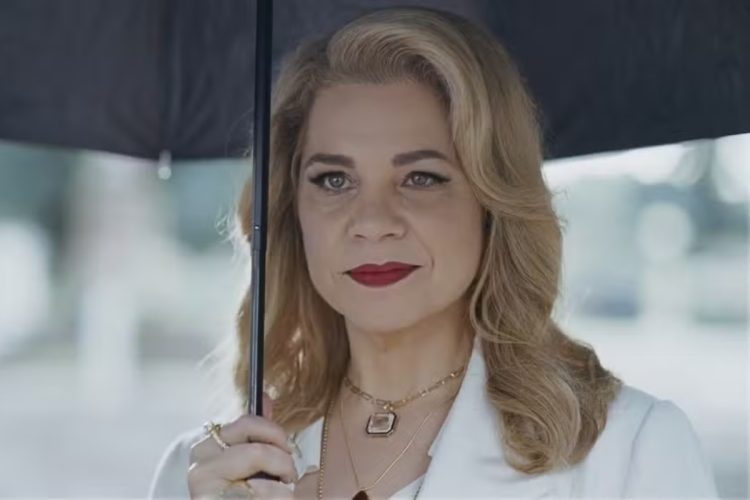 Pilar (Isabel Teixeira)