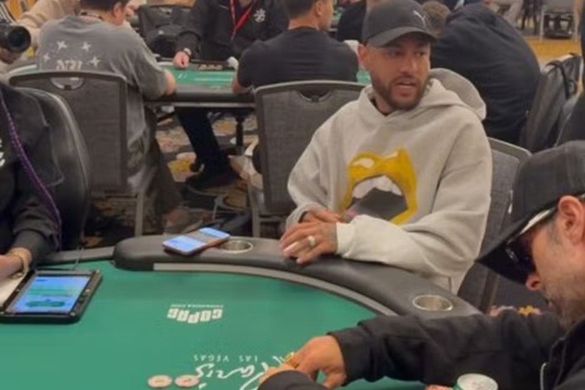 Neymar no campeonato de poquer
