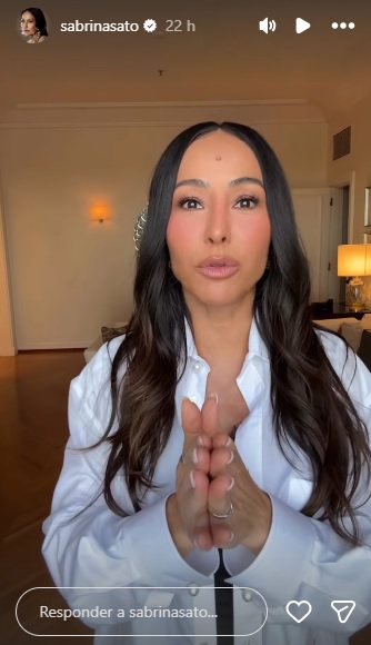 Sabrina Sato Stories
