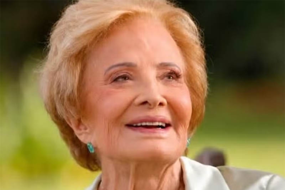 Gloria Menezes