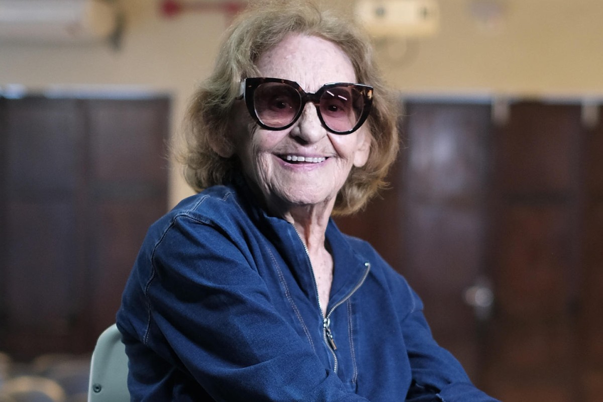 Globo muda programação em homenagem a Laura Cardoso