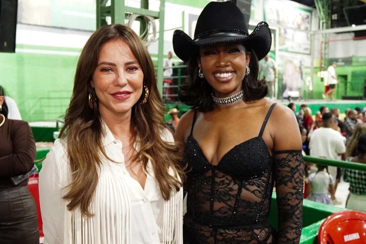 Paolla Oliveira e IZA