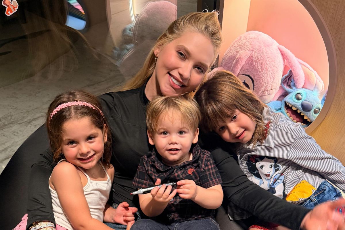 Virginia Fonseca com os filhos