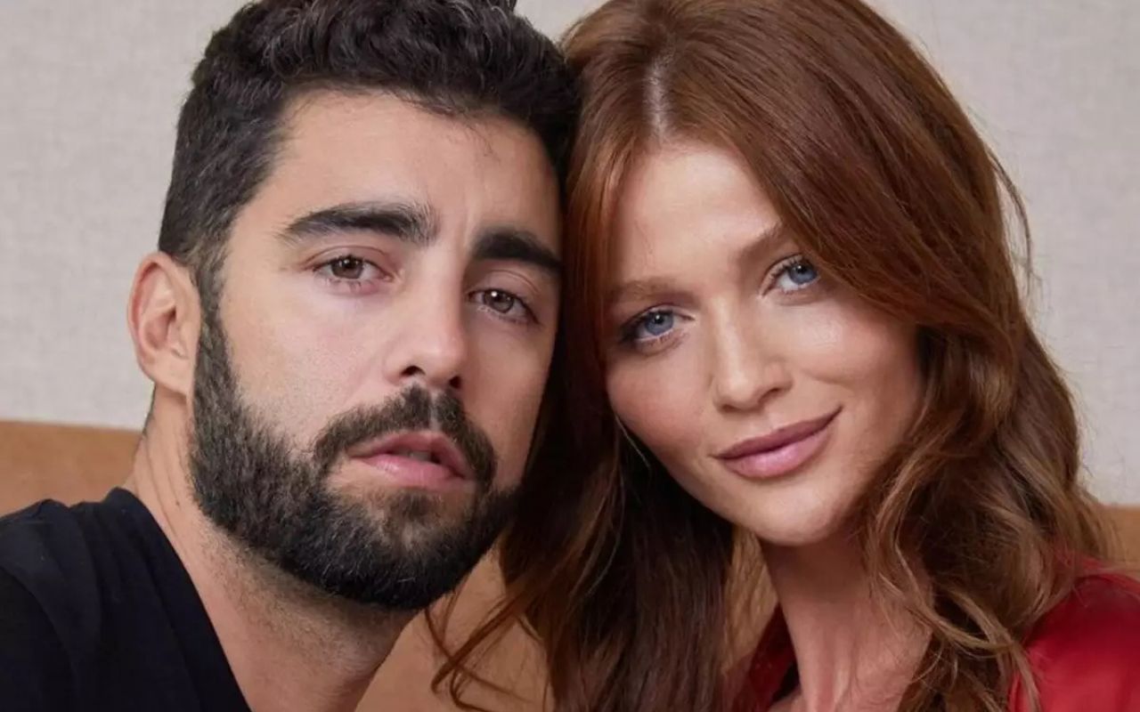 Pedro Scooby e Cintia Dicker