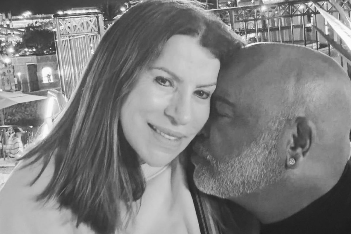 Geralda Helena, viúva de Rick, fez uma homenagem ao cantor
