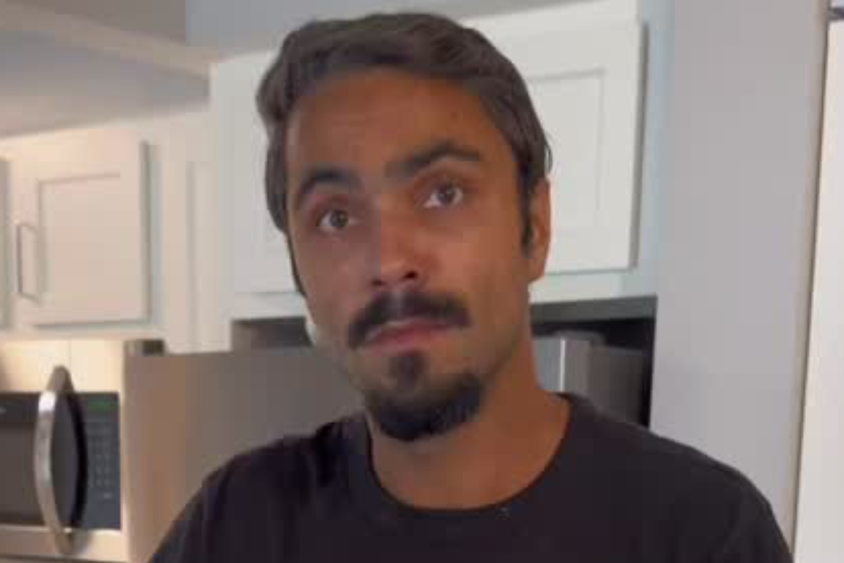 Influenciador de viagens Bruno Freitas