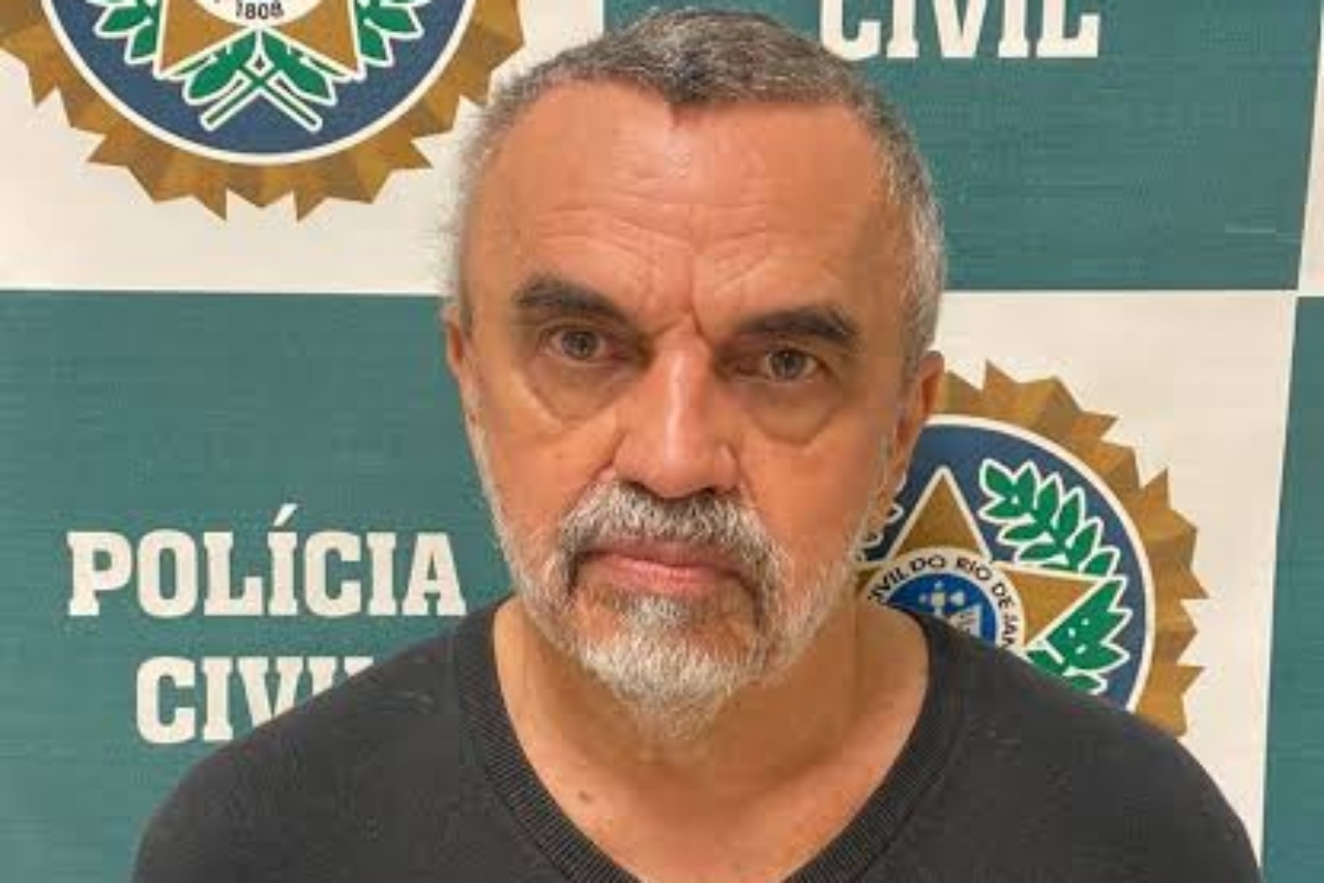 José Dumont segue preso