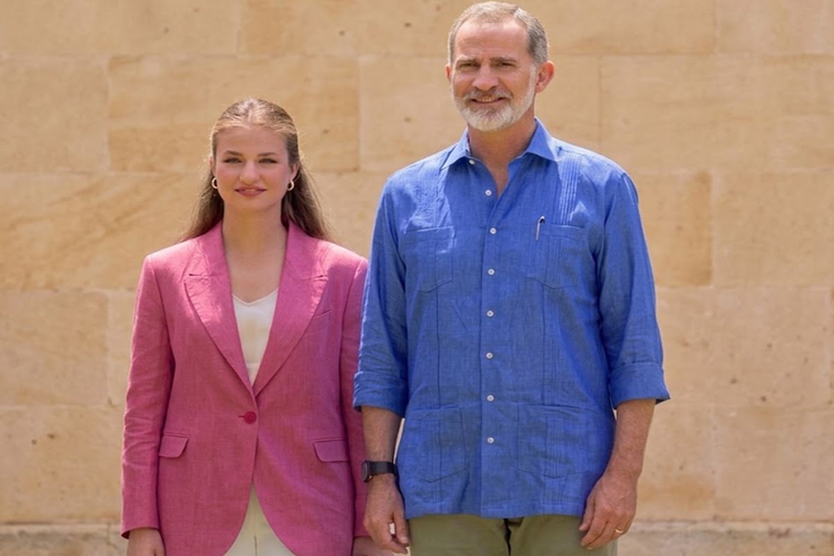 Princesa Leonor, Rei Felipe de Borbón