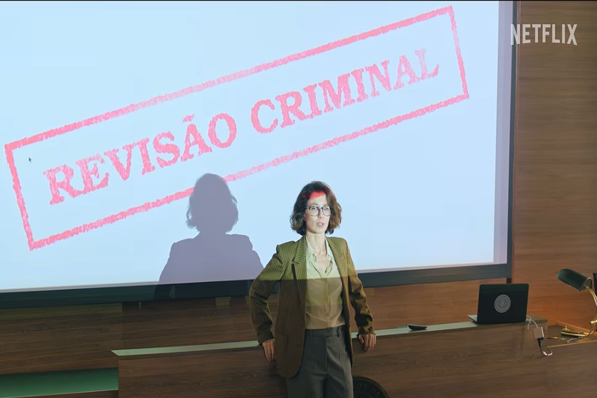 Marjorie é uma professora de Direito em nova série.
