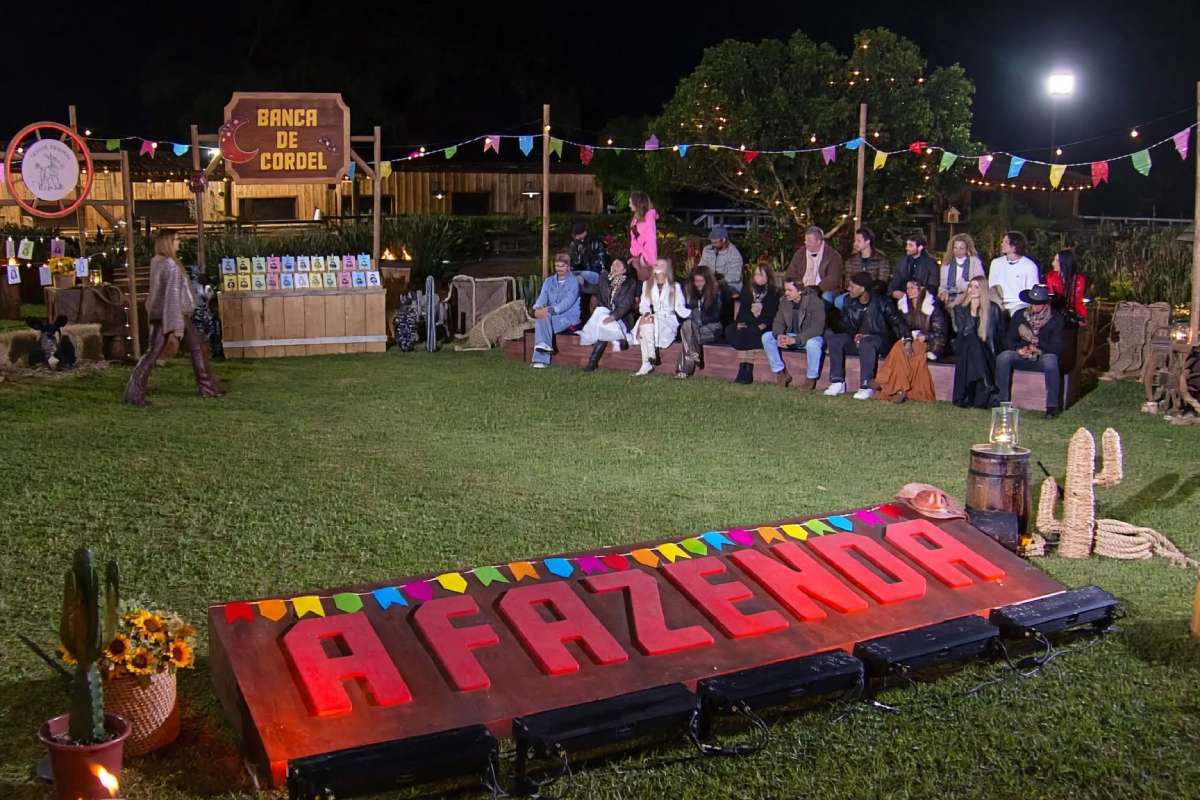 'A Fazenda 18' conquista liderança de audiência com Aponta Peão