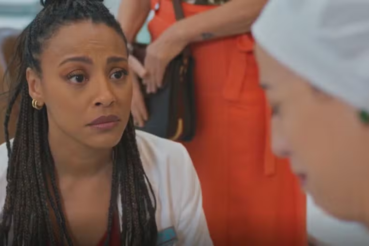 Bela é alvo de racismo