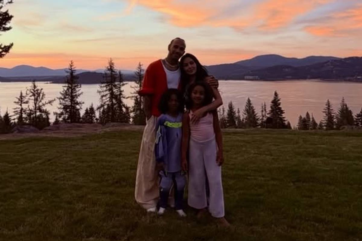 Lewis Hamilton com Kim Kardashian, Psalm e Chicago West