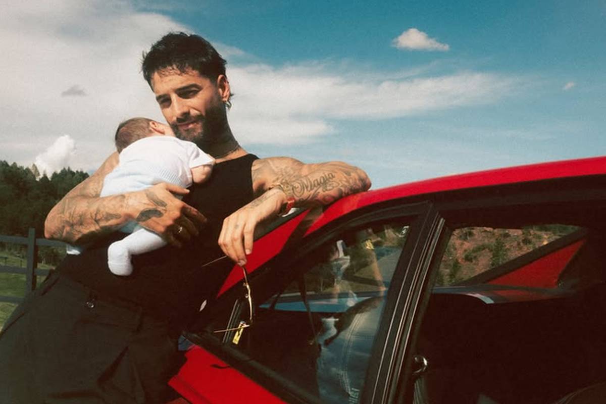 Maluma com o filho Orión