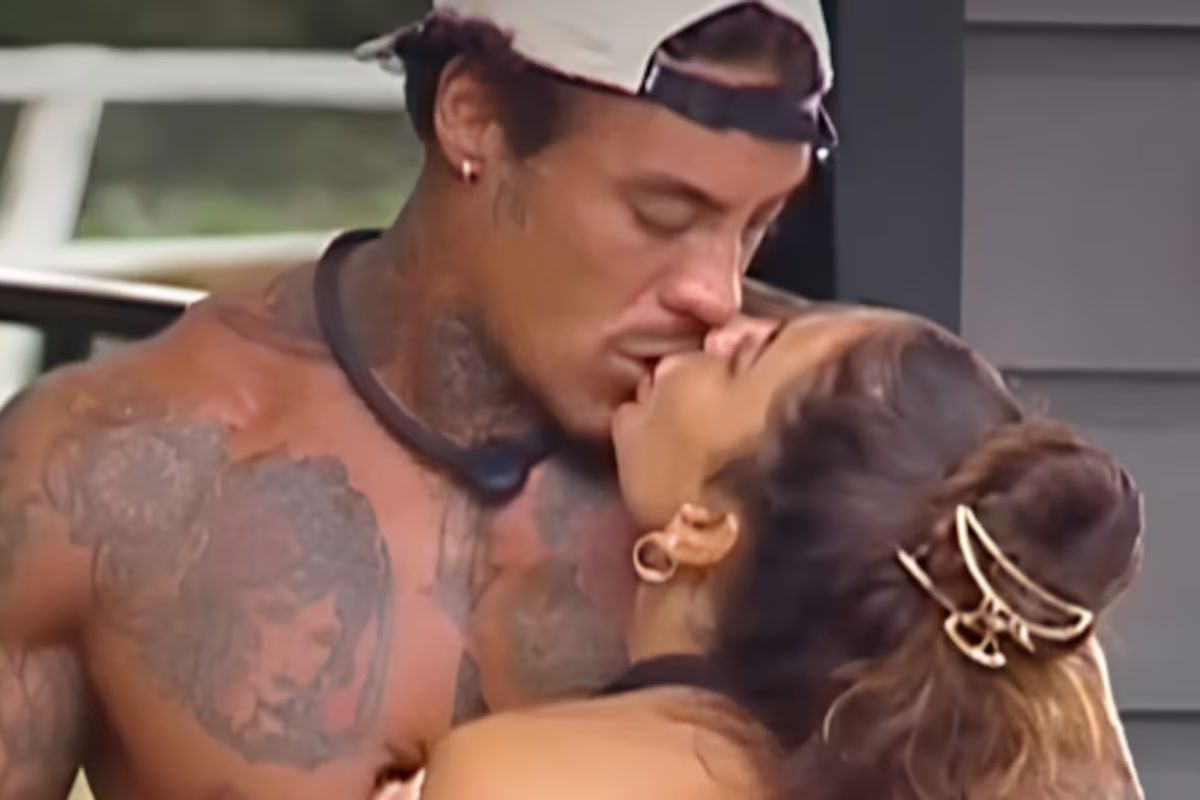 Murilo Dias e Catherine Bascoy Trocam Primeiro Beijo em A Fazenda 18