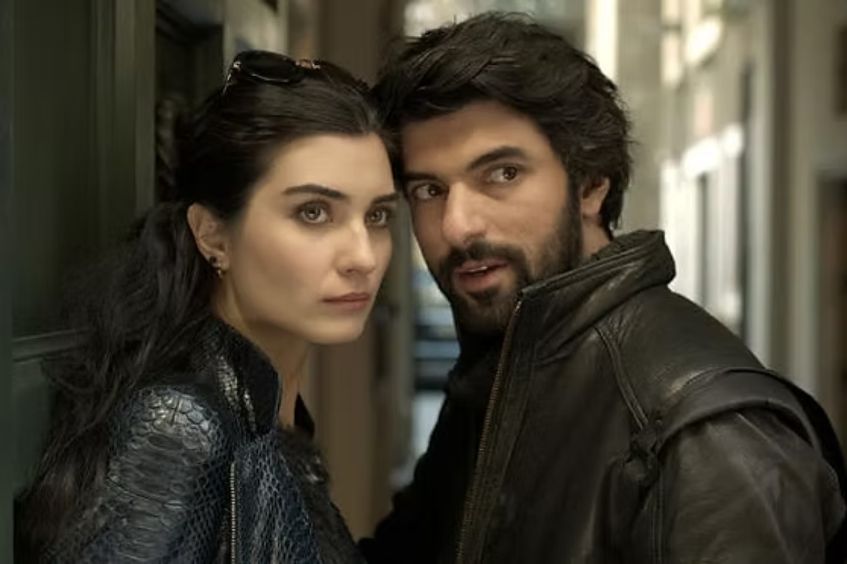 "Kara Para Aşk"